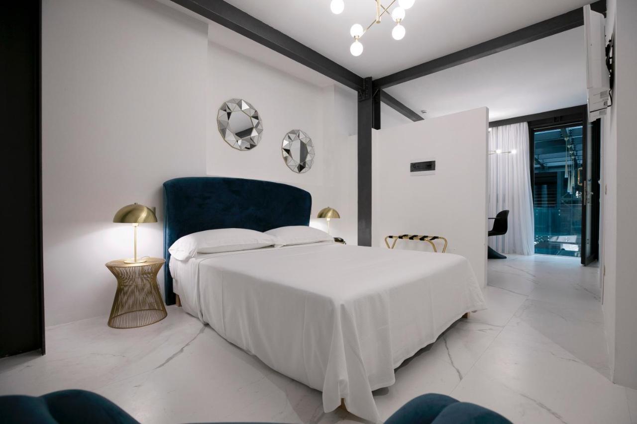 Azzoli Trapani - Apartments&Skypool - Adults Only ภายนอก รูปภาพ
