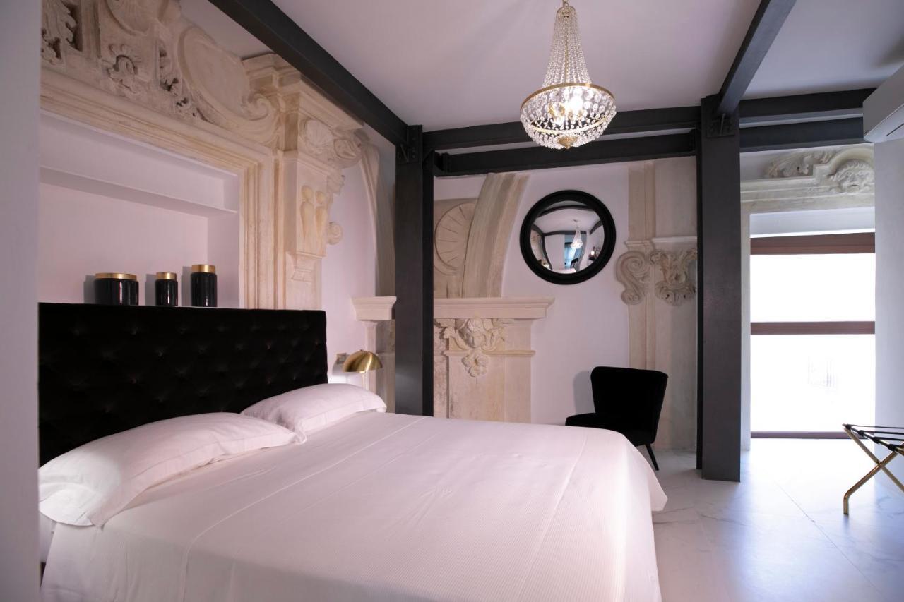Azzoli Trapani - Apartments&Skypool - Adults Only ภายนอก รูปภาพ