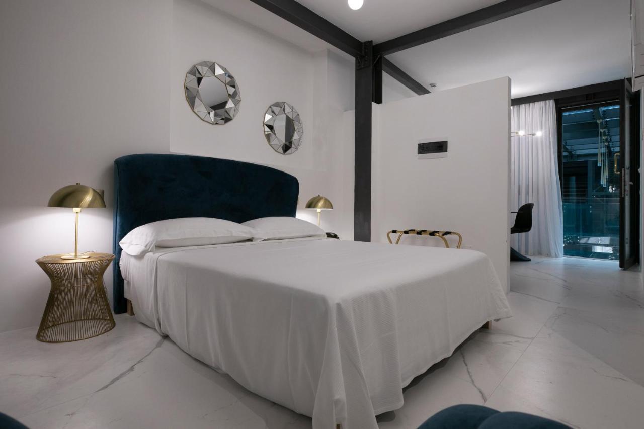 Azzoli Trapani - Apartments&Skypool - Adults Only ภายนอก รูปภาพ