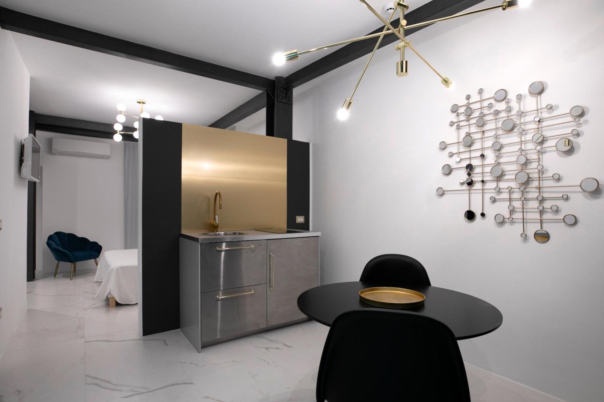 Azzoli Trapani - Apartments&Skypool - Adults Only ภายนอก รูปภาพ